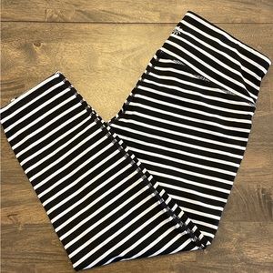 ❌SOLD❌ Athleta Crop Legging